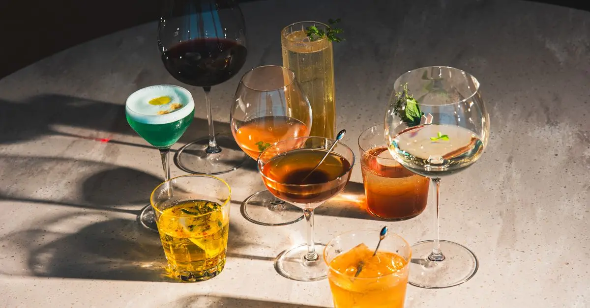 Guide complet pour choisir les verres à cocktails adaptés