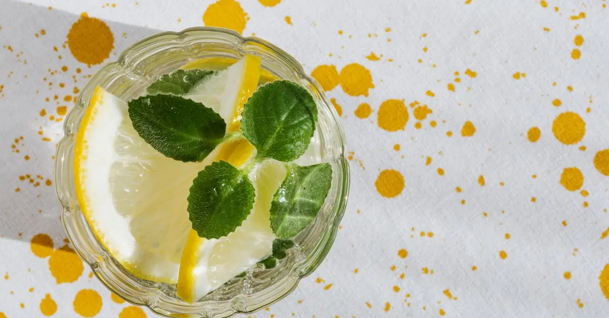 Guide Pratique pour Équilibrer les Saveurs dans vos Cocktails