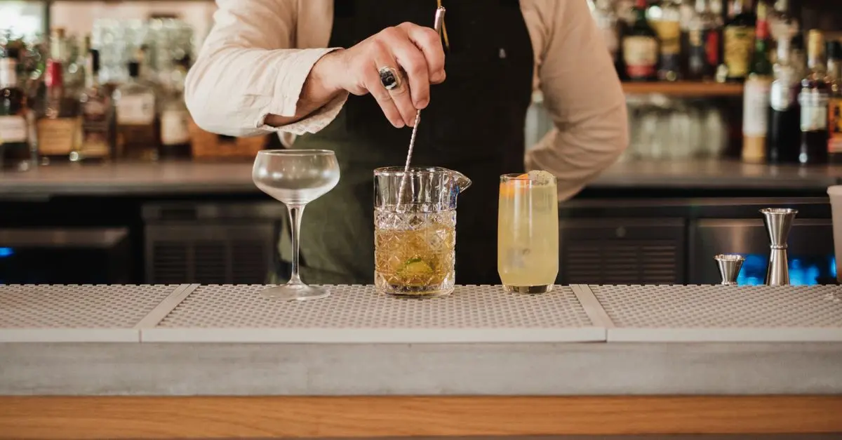 Les différentes méthodes de préparation de cocktails : guide pratique