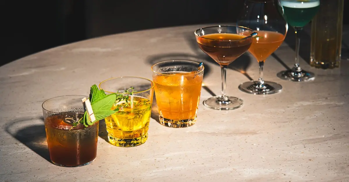 10 Recettes de Cocktails Classiques à Maîtriser
