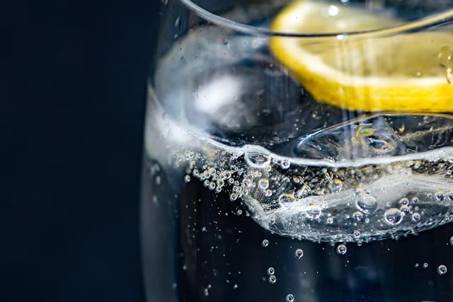Guide complet pour réaliser des cocktails estivaux rafraîchissants